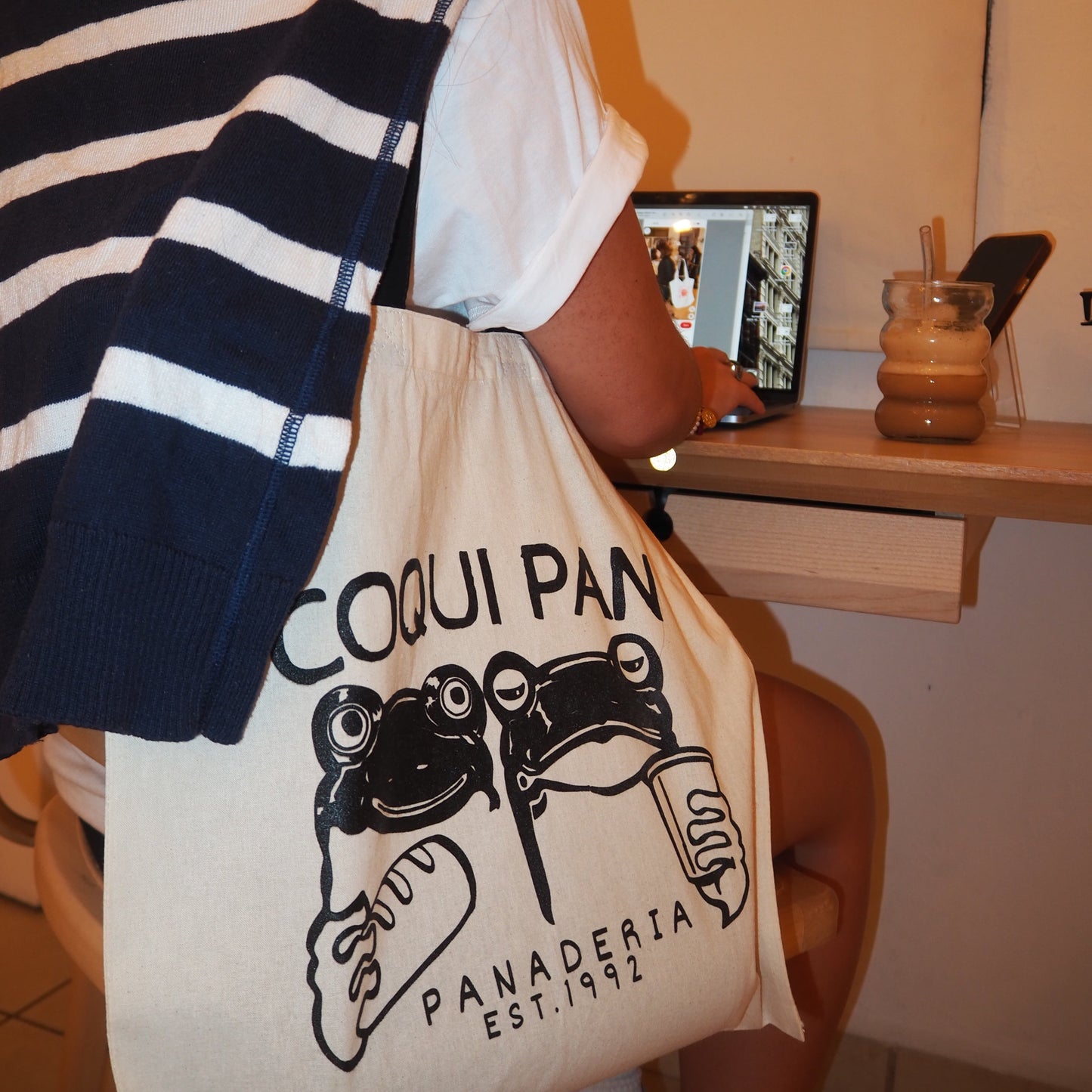 LOGO TOTE BAG